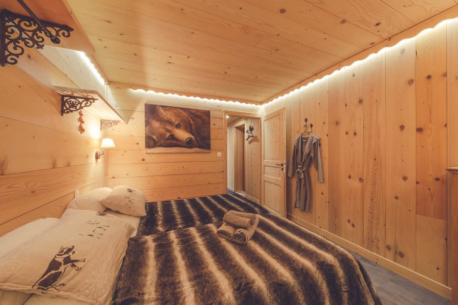 CHAMBRE COIN MONTAGNE CORNETTES