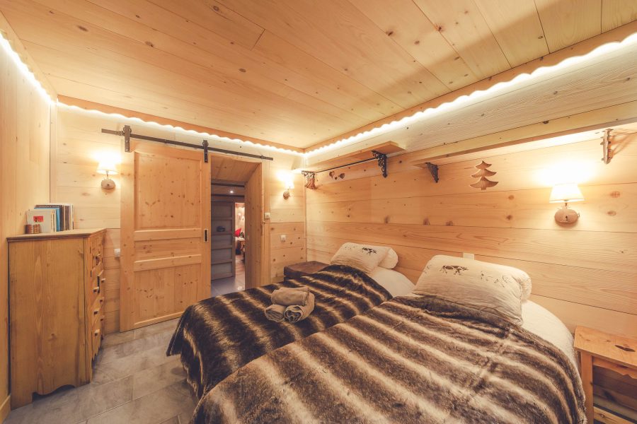 CHAMBRE COIN MONTAGNE CORNETTES