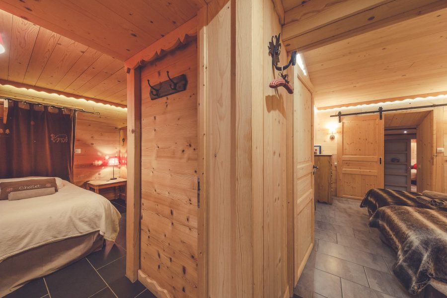 CHAMBRE COIN MONTAGNE CORNETTES